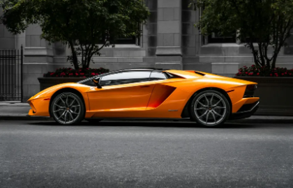 Lamborghini SSV Jaune